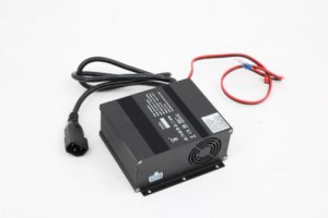 CHARGER BATT. 12V 6A 100-230V NILFISK 1468003000