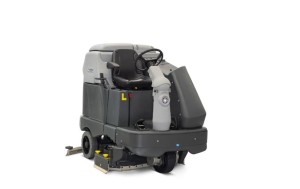 MASZYNA CZYSZCZĄCA NILFISK SC 6500