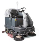 MASZYNA CZYSZCZĄCA  NILFISK SC 6500 1300 C