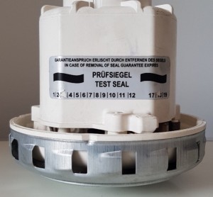 SILNIK SSĄCY MAKITA VC 3011 L